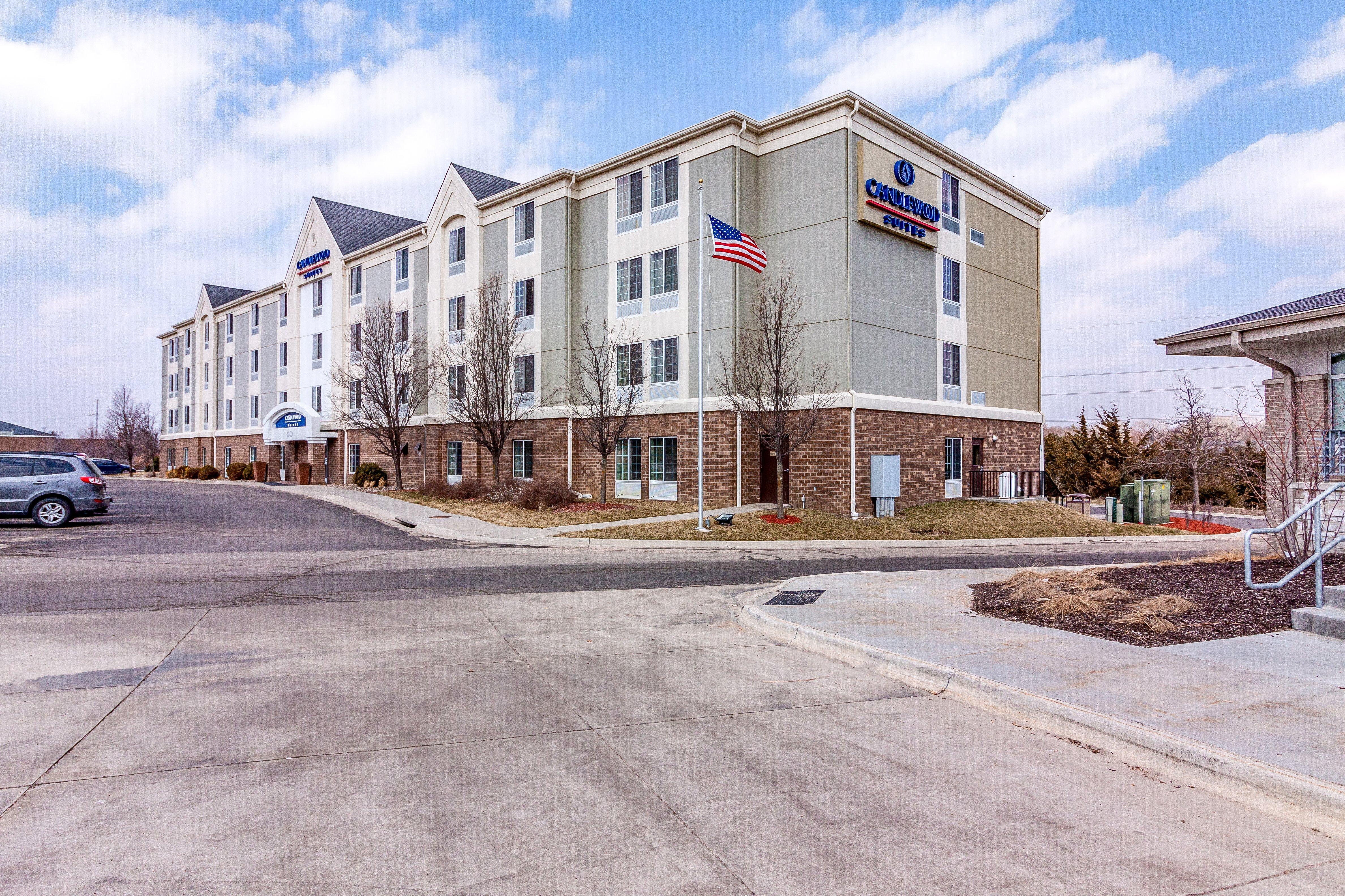 Candlewood Suites Lincoln By Ihg Ngoại thất bức ảnh