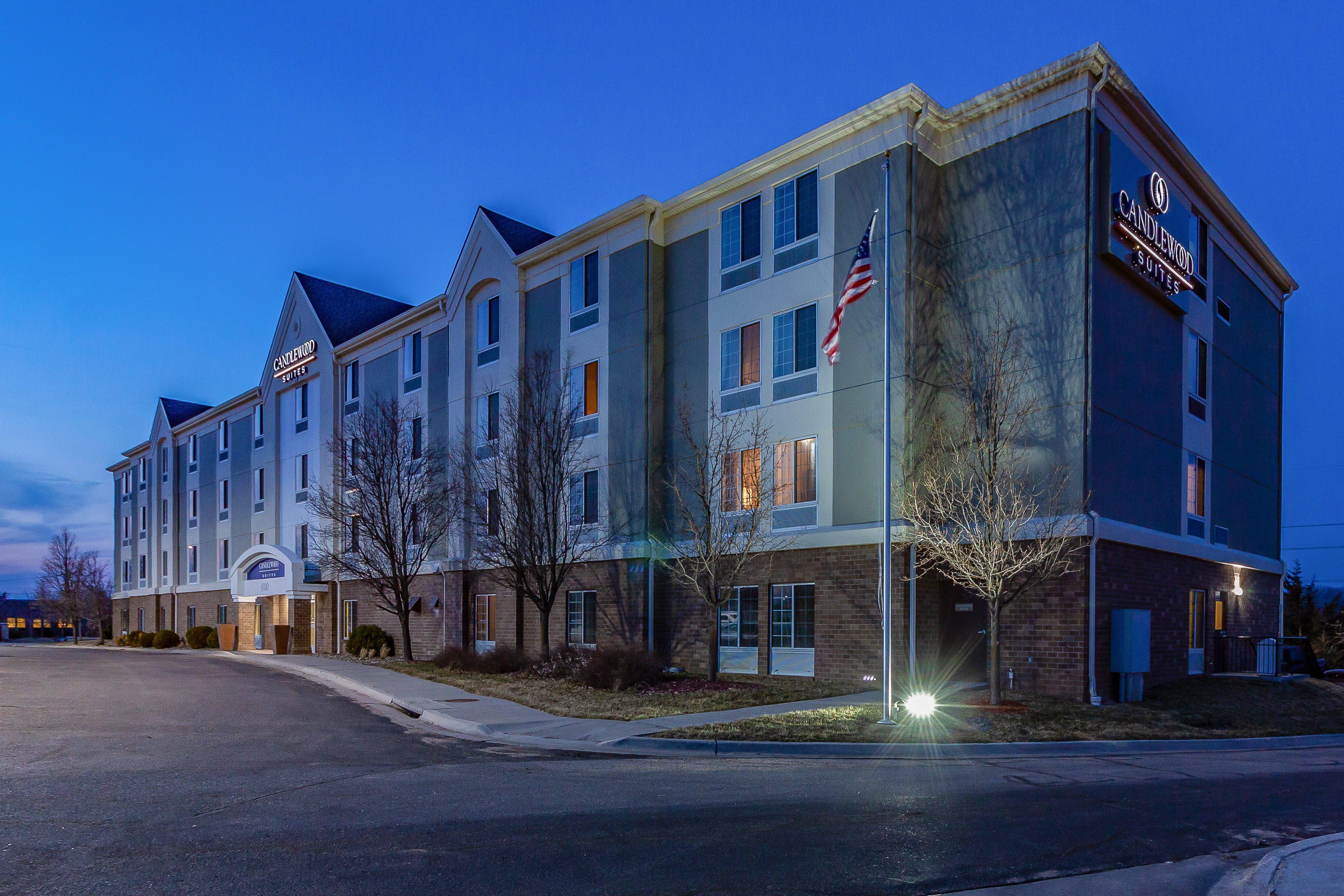Candlewood Suites Lincoln By Ihg Ngoại thất bức ảnh