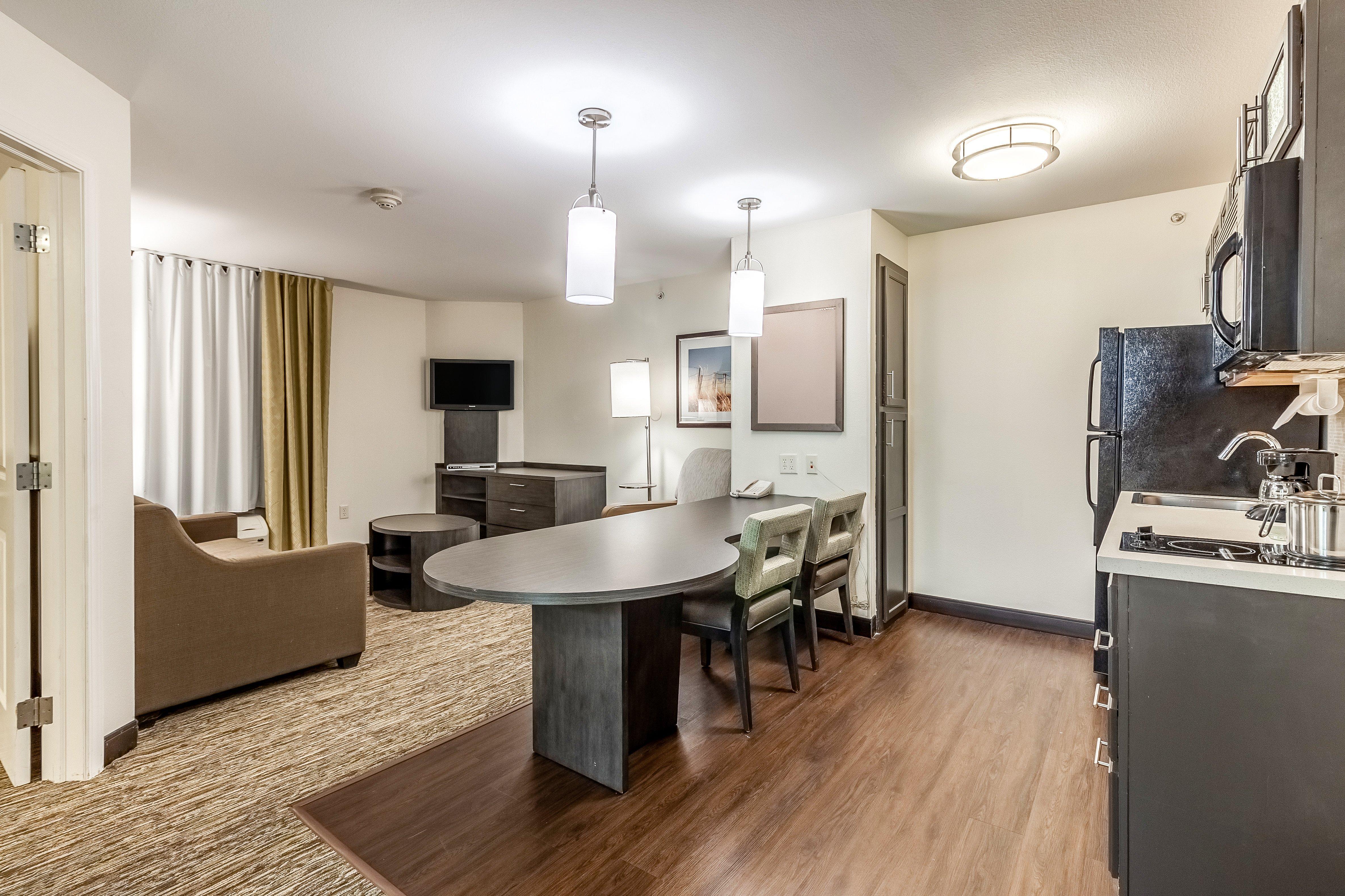 Candlewood Suites Lincoln By Ihg Ngoại thất bức ảnh