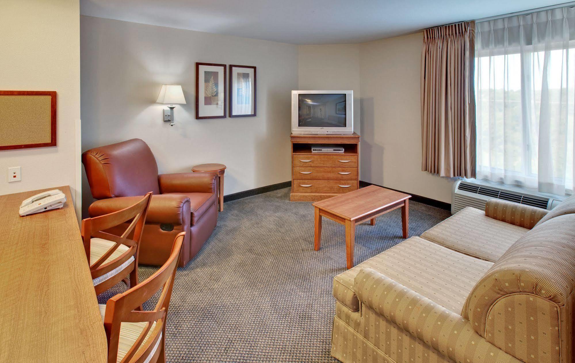 Candlewood Suites Lincoln By Ihg Ngoại thất bức ảnh