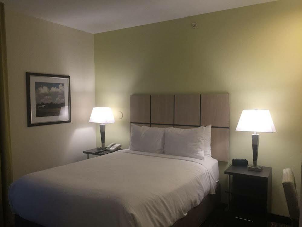 Candlewood Suites Lincoln By Ihg Ngoại thất bức ảnh