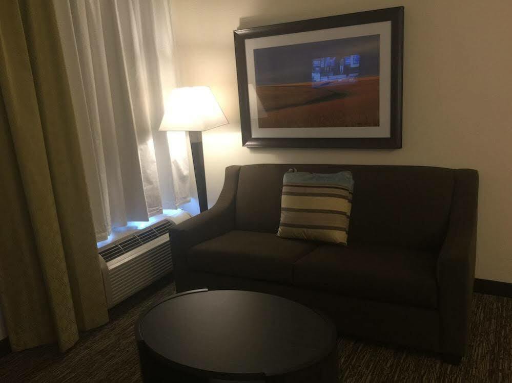 Candlewood Suites Lincoln By Ihg Ngoại thất bức ảnh